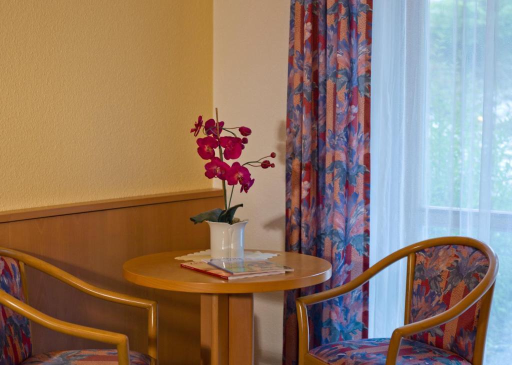 Hotel Mitterdorf Mitterfirmiansreut Ruang foto